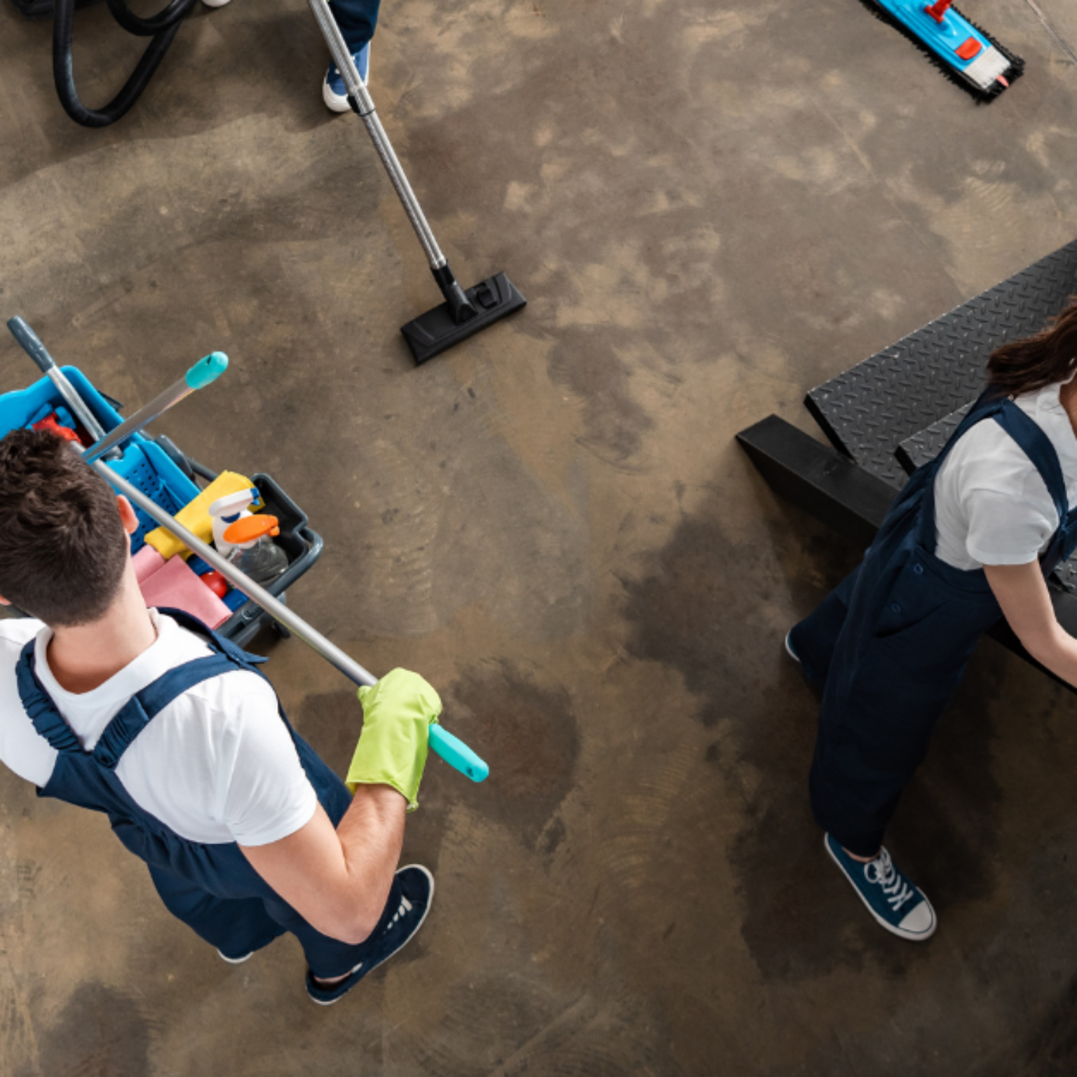 Eindejaarsdrukte voorbij? Tijd voor een grondige bedrijfsschoonmaak en onderhoud