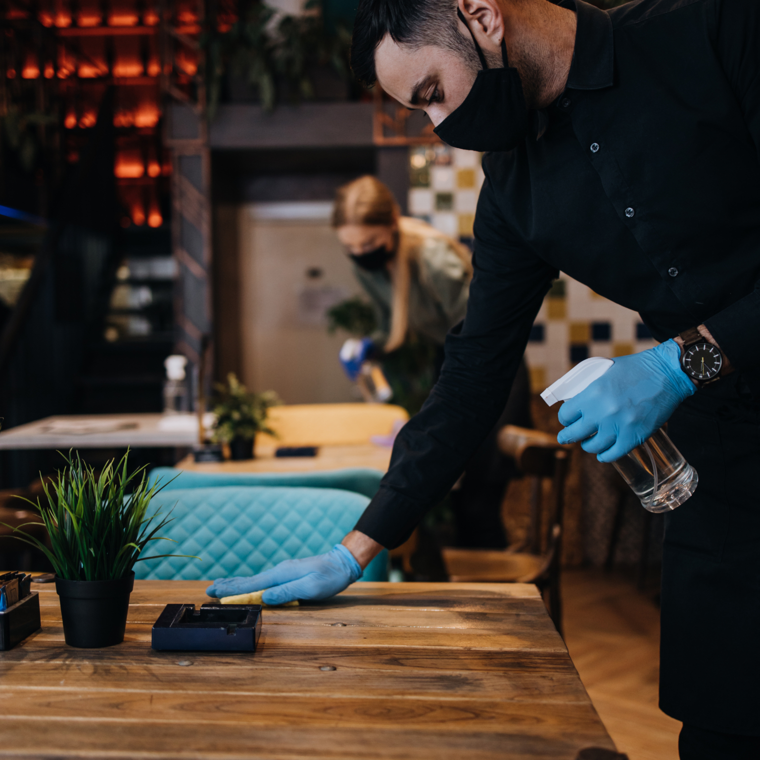 Zomerse hitte en hygiëne: extra aandachtspunten voor de horeca en voedingsmiddelenindustrie